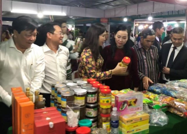Quảng bá sản phẩm Bến Tre tại Hội chợ Công Thương vùng Tây Nguyên – Đắk Nông năm 2023