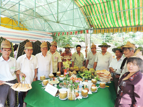 Sôi nổi “Ngày hội quê Dừa”