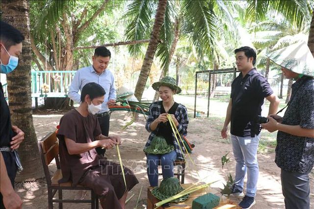 Phát huy thế mạnh du lịch sinh thái “Xứ Dừa Bến Tre”