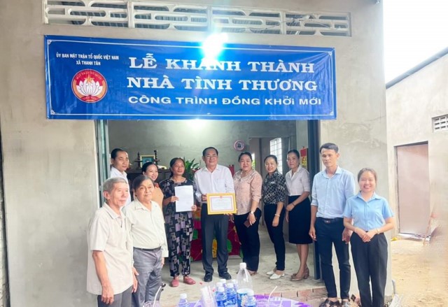Công ty Cổ phần Đầu tư Dừa Bến Tre (Beinco) tài trợ xây dựng nhà Đại đoàn kết