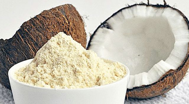 Khách hàng tìm mua sản phẩm dừa hữu cơ