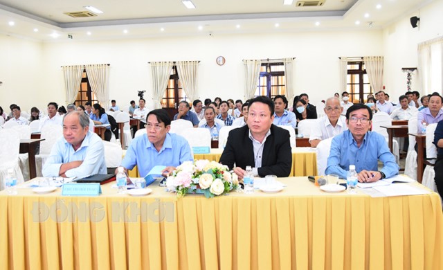  Sơ kết công tác phòng trừ sâu đầu đen hại dừa và giải pháp quản lý trong thời gian tới