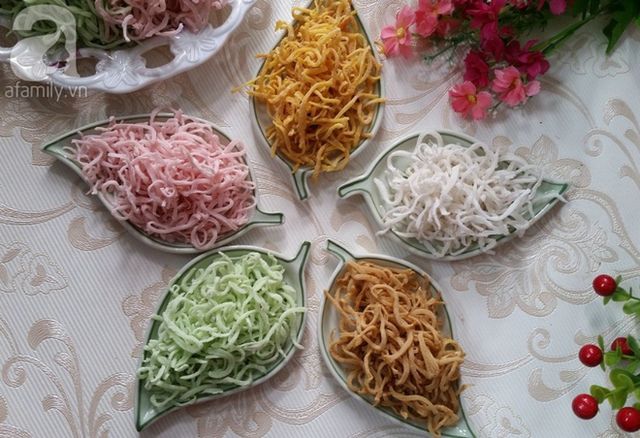 Tết này làm ngay mứt dừa non ngũ sắc vừa đẹp vừa ngon nhé!